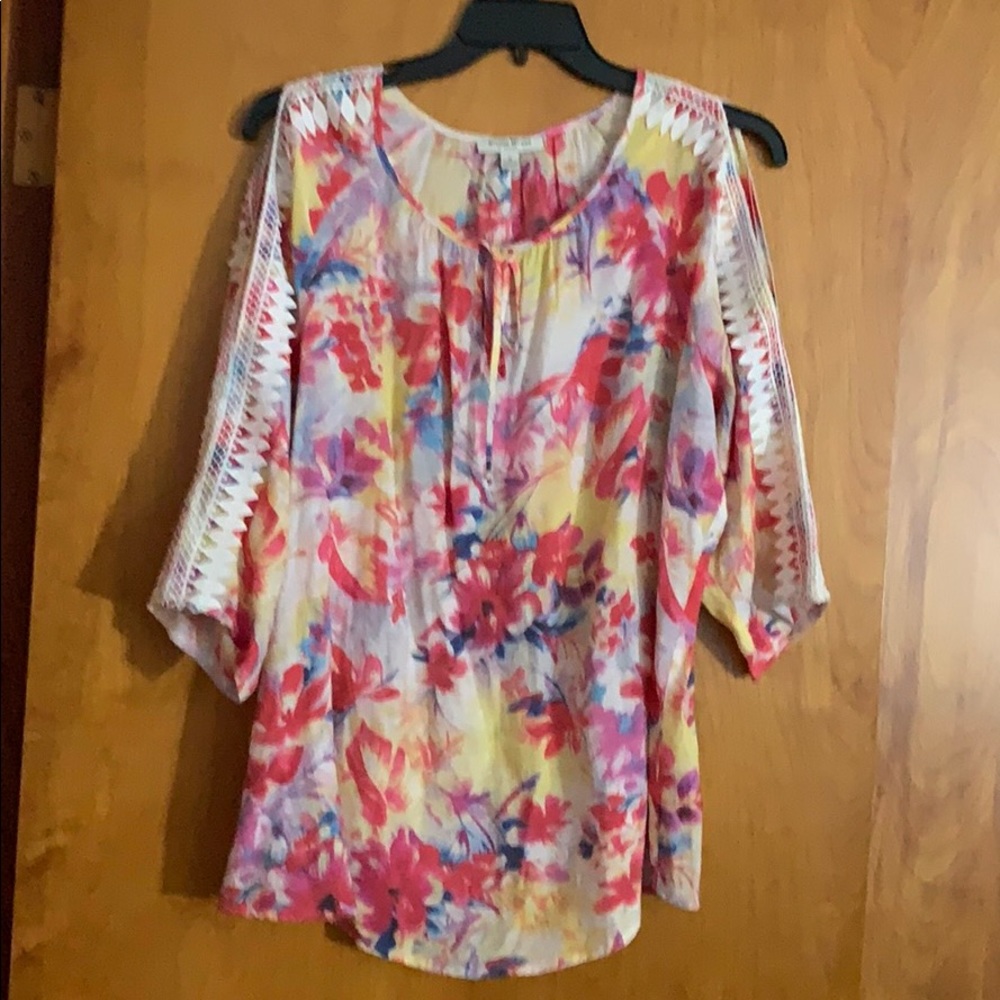 Ladies top
